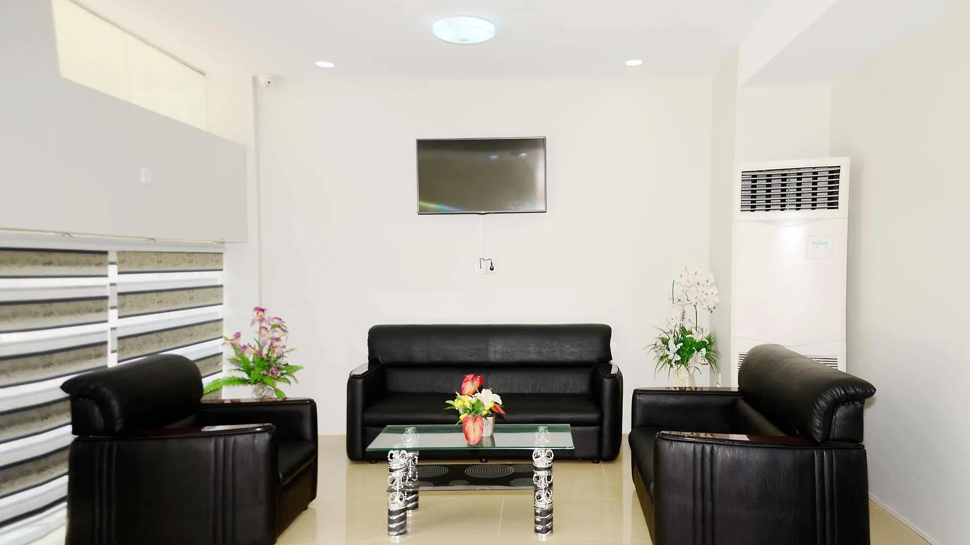 **  Hotel Yno Yangon Myanmar